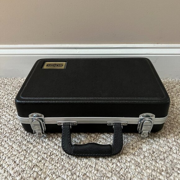 Bundy Clarinet w/ Case, Reeds, Strap, Cleaning Accessories and Disney Music Book - Picture 3 of 10